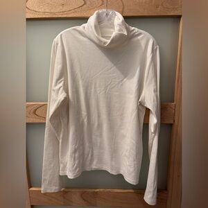 White RibbedTurtleneck Top